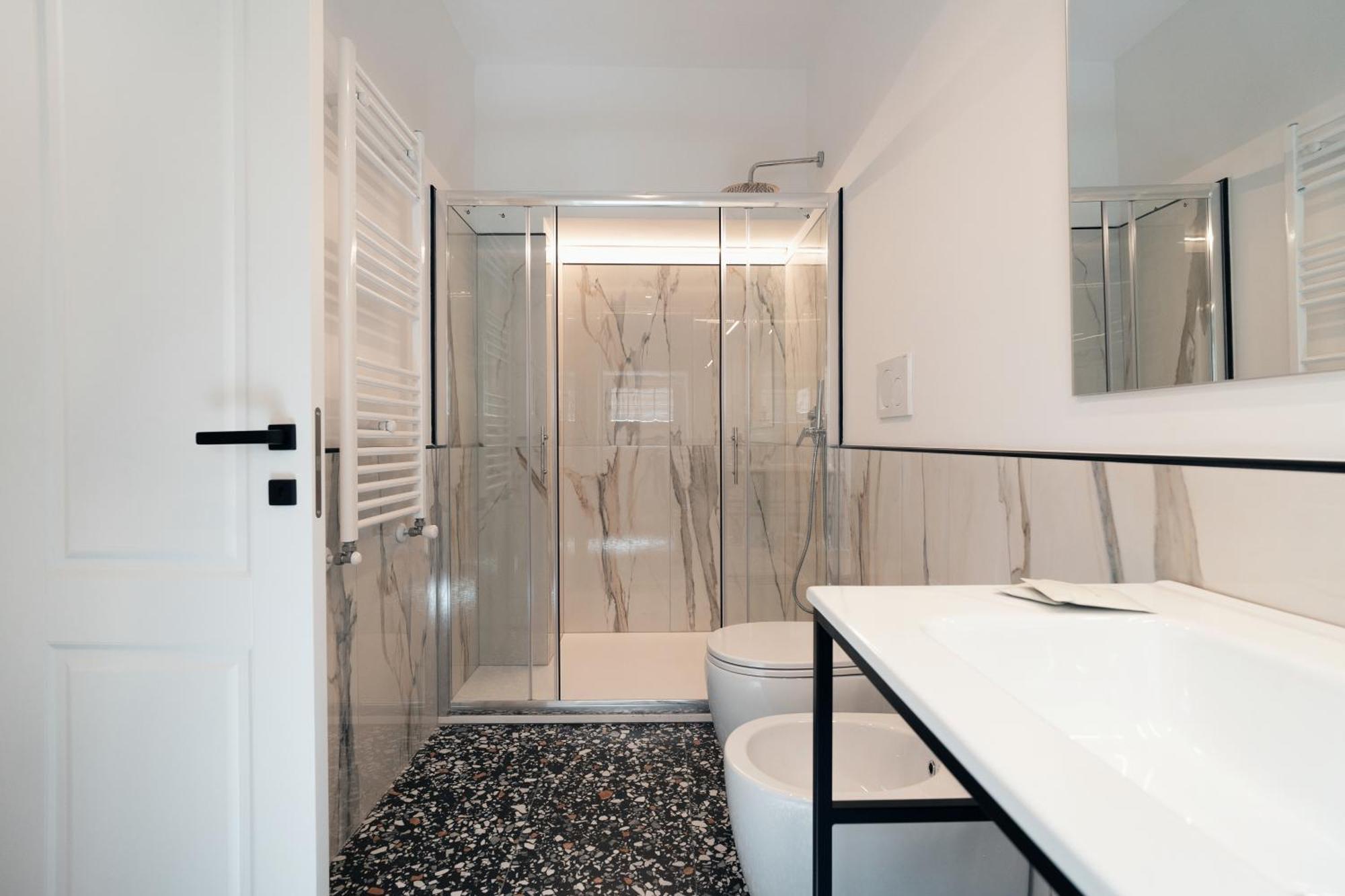 Naman Hotellerie - Monti โรม ภายนอก รูปภาพ