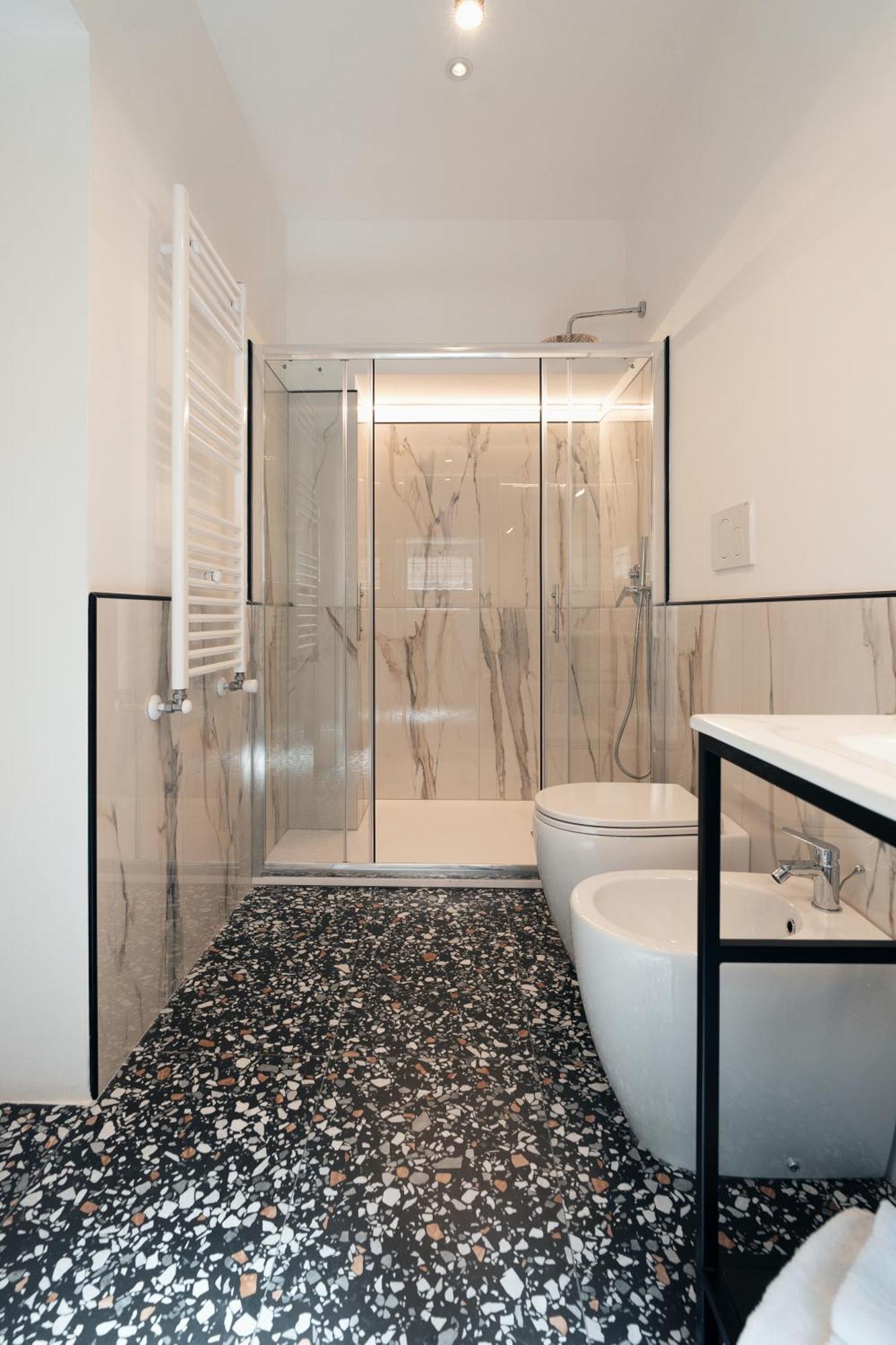 Naman Hotellerie - Monti โรม ภายนอก รูปภาพ